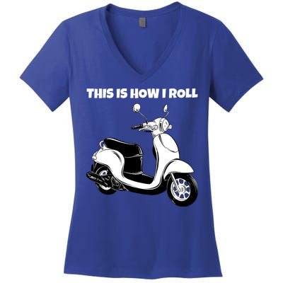 This Is How I Roll Scooter Women's V-Neck T-Shirt