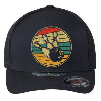 This Is How I Roll Vintage Retro Bowling 60s 70s Bowler Flexfit Unipanel Trucker Cap