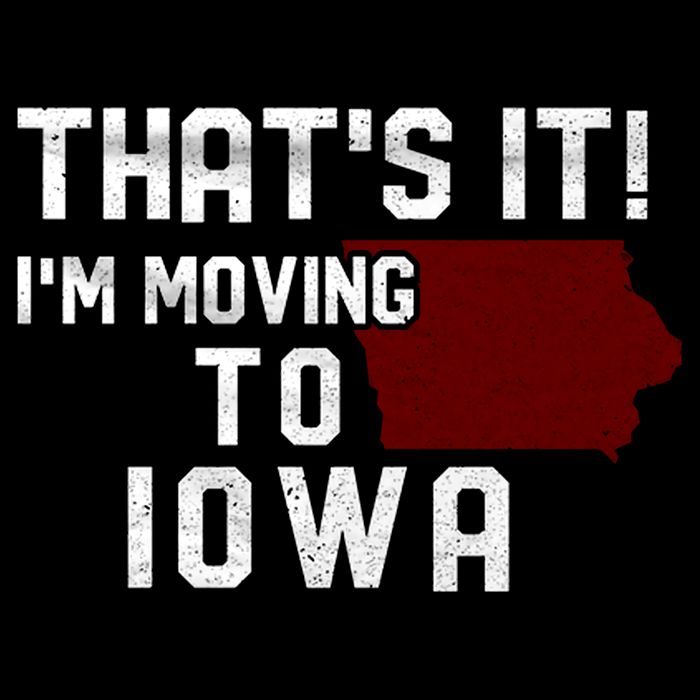 That's It I'm Moving To Iowa Map Funny Iowa Lover 16 in Basic Backpack