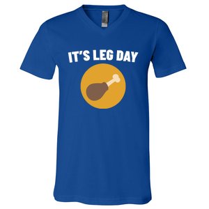 Thanksgiving It's Leg Day Funny Turkey Workout Cool Gift V-Neck T-Shirt