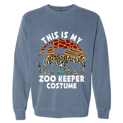 This Is My Zoo Keeper Costume Zoo Garden Animal Lover Keeper Garment-Dyed Sweatshirt