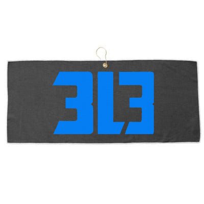 This is my Detroit 313 Michigan Distressed Large Microfiber Waffle Golf Towel