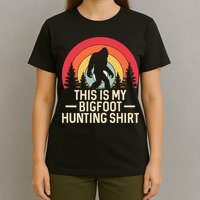 This Is My Bigfoot Hunting Squatchy Sasquatch T-Shirt