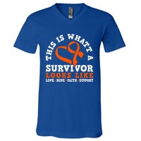 This Is What A Survivor Looks Like Leukemia Warrior Cool Gift V-Neck T-Shirt