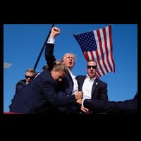 Trump If You Come At The King You Best Not Miss Mug