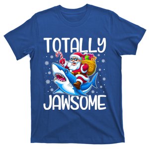 Totally Jawsome Christmas Shark Santa Hat Lights Snowflakes Gift T-Shirt