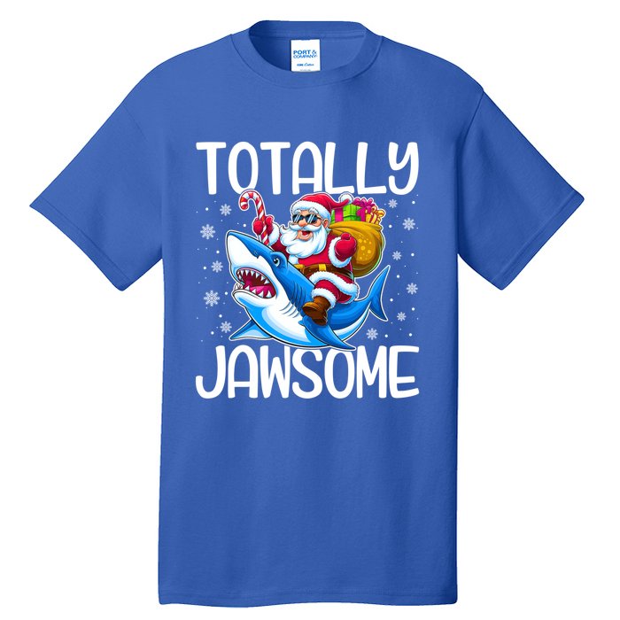 Totally Jawsome Christmas Shark Santa Hat Lights Snowflakes Gift Tall T-Shirt