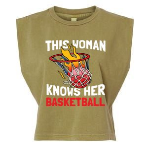 This Knows Her Basketball Gift Streetball Basketball Cool Gift Garment-Dyed Women's Muscle Tee