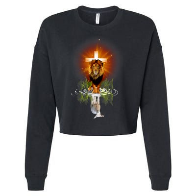 The Lion And The Lamb Water Reflection Jesus Christian Cropped Pullover Crew