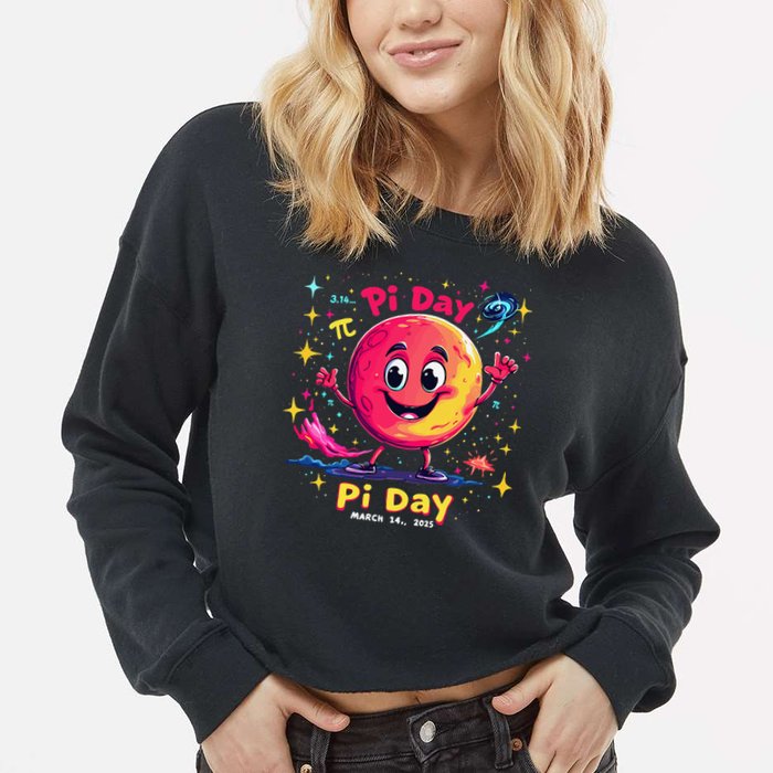 Total Lunar Eclipse pi day 3 Cropped Pullover Crew