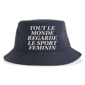 Tout Le Monde Regarde Le Sport Feminin Sustainable Bucket Hat