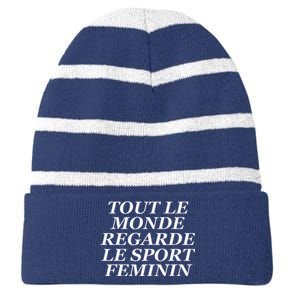 Tout Le Monde Regarde Le Sport Feminin Striped Beanie with Solid Band