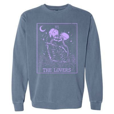 The Lovers Skeleton Tarot Card VI Vintage Halloween Garment-Dyed Sweatshirt