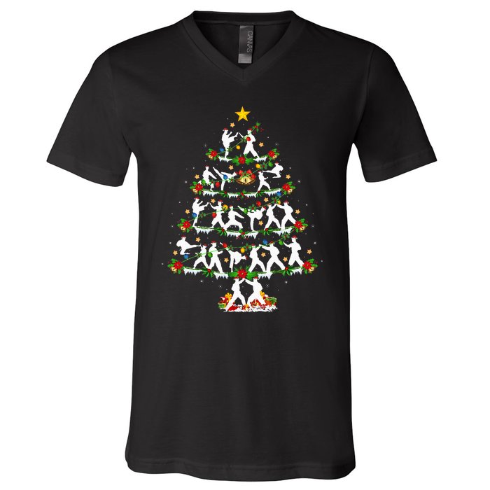 Taekwondo Lover Xmas Lighting Taekwondo Christmas Tree V-Neck T-Shirt