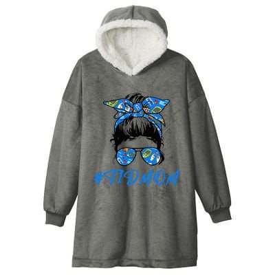 T1D Mom  A T1D Proud Mom For Diabetes Awareness  Hooded Wearable Blanket