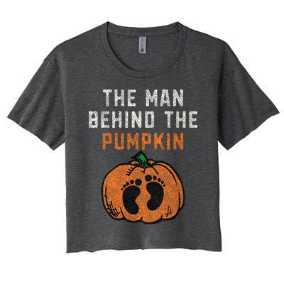 The Man Behind The Pumpkin Dad Halloween Pregnancy Reveal Women's Crop Top Tee