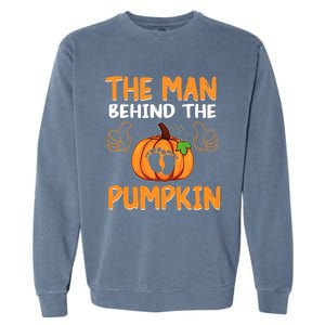 The Man Behind The Pumpkin New Baby Shower Dad Halloween Garment-Dyed Sweatshirt