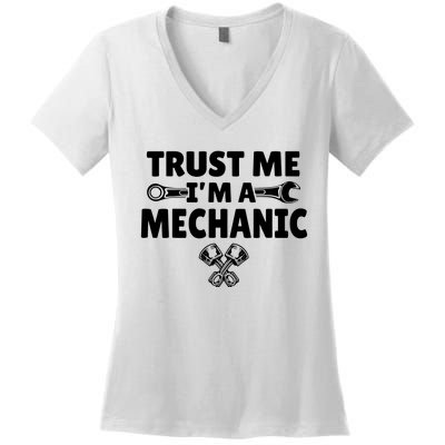 Trust Me I'm A Bike Mechanic Women's V-Neck T-Shirt