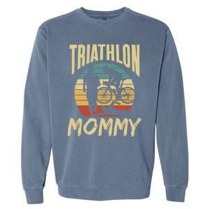 Triathlon Mommy Lover Sport Triathlete Mom Mother Mama Gift Garment-Dyed Sweatshirt