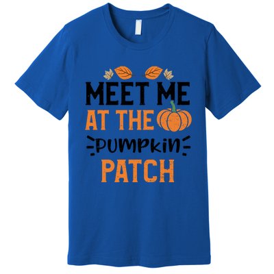 Thanksgiving: Meet Me At The Pumpkin Patch Pumpkin Gift Premium T-Shirt