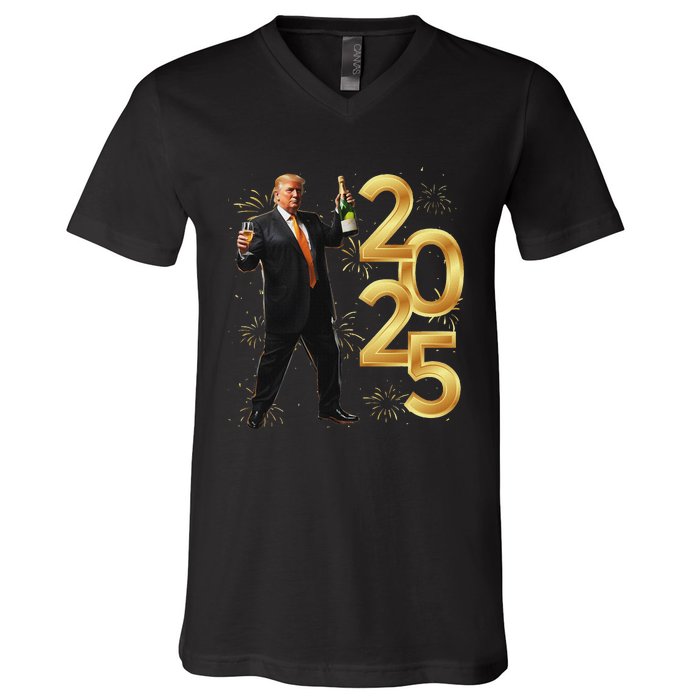 Trump Make New Year Great Again Happy New Years Eve Day 2025 V-Neck T-Shirt