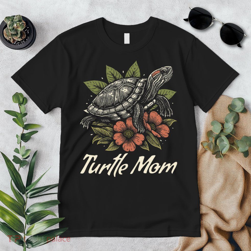 Turtle Mom Red-Eared Slider Lover Reptile Beautiful Floral Premium T-Shirt