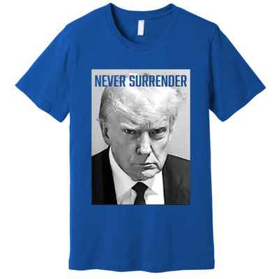 Trump Mug Shot Donald Trump Mug Shot Never Surrender Premium T-Shirt