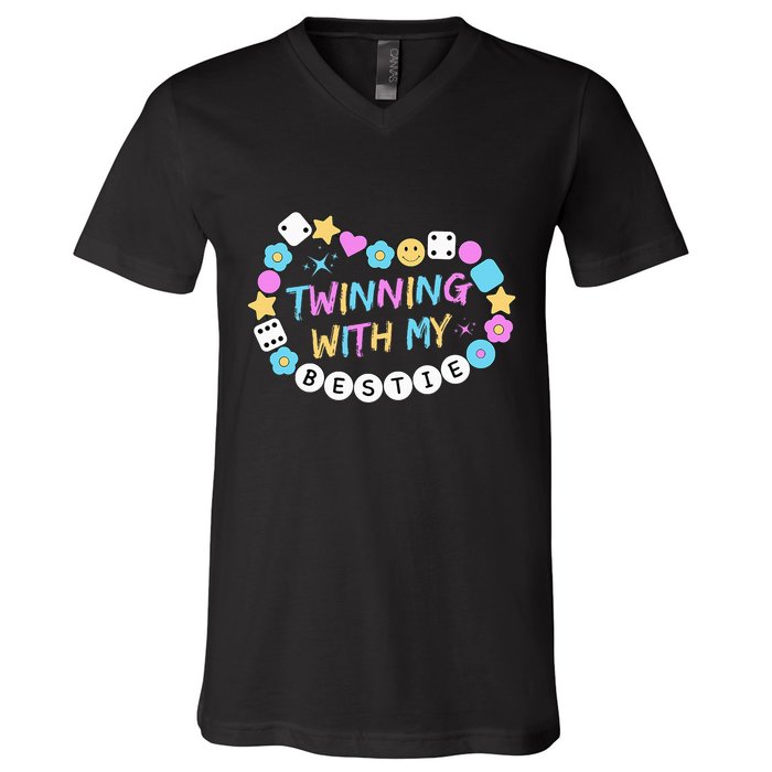 Twin Matching Twins Day Friend Twinning With My Bestie Twin V-Neck T-Shirt