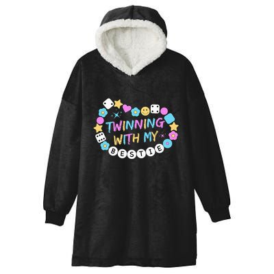 Twin Matching Twins Day Friend Twinning With My Bestie Twin Hooded Wearable Blanket