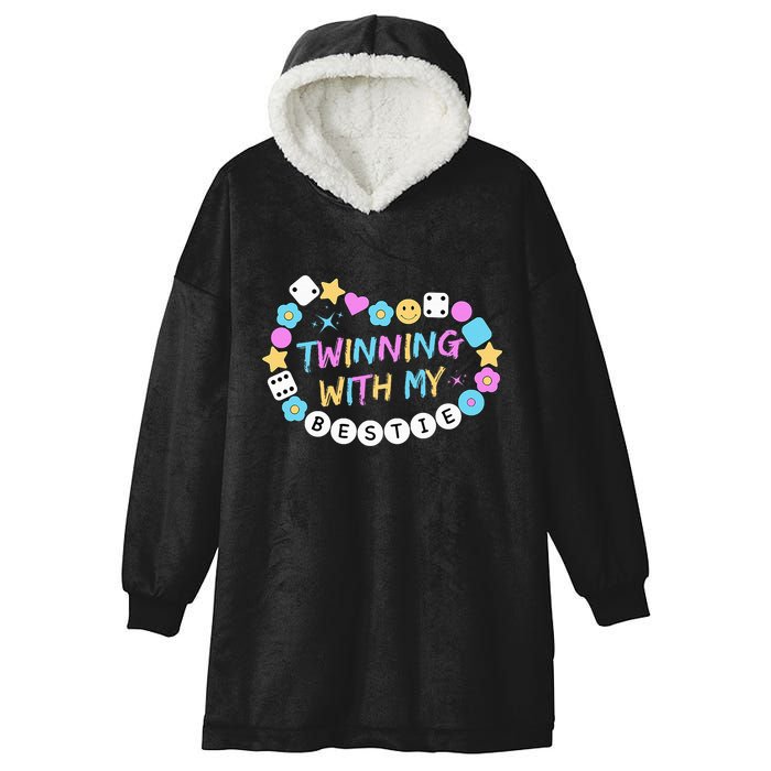 Twin Matching Twins Day Friend Twinning With My Bestie Twin Hooded Wearable Blanket