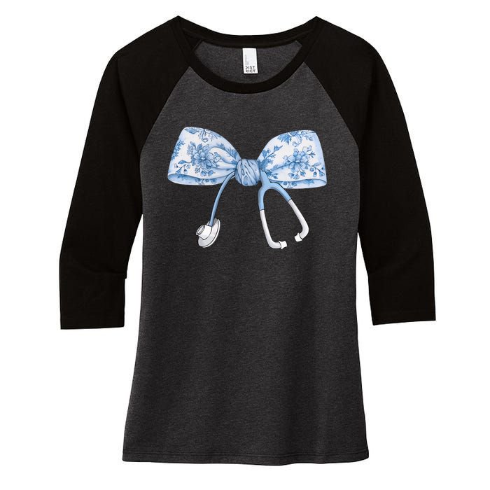 Toile Nurse Bow Blue Coquette Nurse Stethoscope Bow Women's Tri-Blend 3/4-Sleeve Raglan Shirt