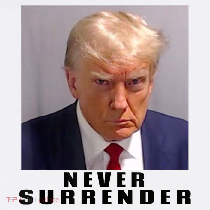 Trump never surrender Donald Trump Mugshot 2024 Kids T-Shirt