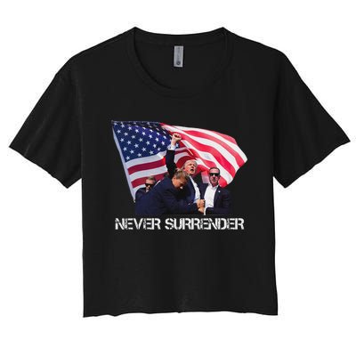 Trump Never Surrender Bold 2024 Design Women's Crop Top Tee