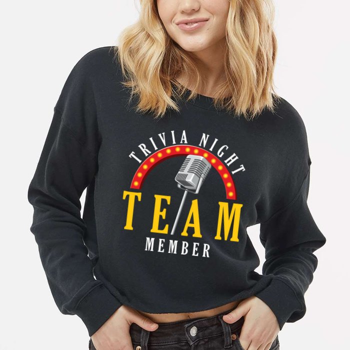 Trivia Night Team Member Quiz Game Show Trivia Gift Cropped Pullover Crew