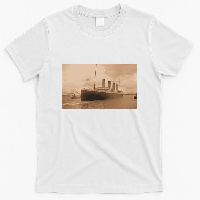 Titanic Original Photo Sepia 1912 T-Shirt