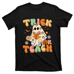 Trick Or Teach Teacher Groovy Halloween Retro Floral Ghost T-Shirt