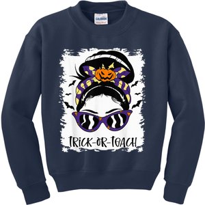 Trick or Teach Cute Halloween Teacher Messy Bun Retro Shades Kids Sweatshirt