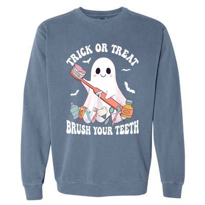 Trick Or Treat Brush Your Teeth Dentist Pun Halloween Dental Gift Garment-Dyed Sweatshirt