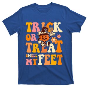 Trick Or Treat Smell My Feet Groovy Retro Halloween Pumpkin Gift T-Shirt