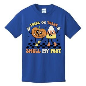 Trick Or Treat Smell My Feet Pumpkin Halloween Gift Kids T-Shirt