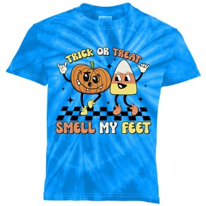 Trick Or Treat Smell My Feet Pumpkin Halloween Gift Kids Tie-Dye T-Shirt