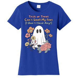 Trick Or Treat Smell My Feet Cute Ghost Halloween Floral Gift Women's T-Shirt