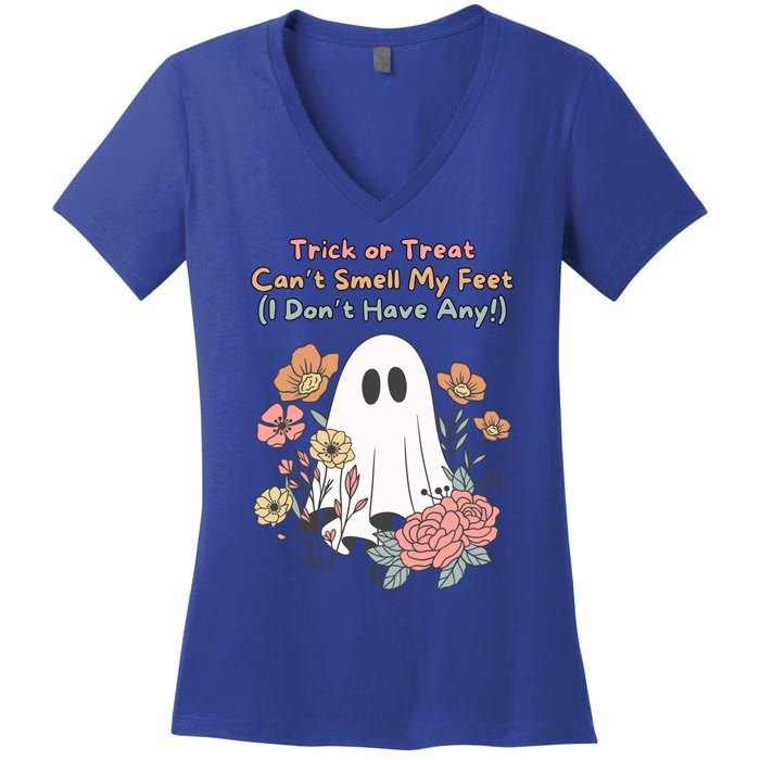 Trick Or Treat Smell My Feet Cute Ghost Halloween Floral Gift Women's V-Neck T-Shirt