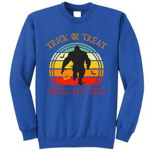 Trick Or Treat Smell Feet Bigfoot Halloween Funny Tall Sweatshirt