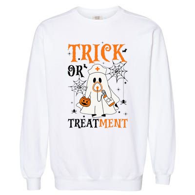 Trick Or Treatment Respiratory Therapist Nurse Halloween Garment-Dyed Sweatshirt