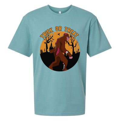 Trick Or Treat Last Minute Bigfoot Halloween Costume Gift Sueded Cloud Jersey T-Shirt