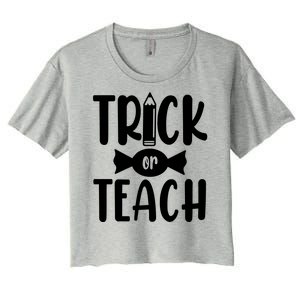 Trick Or Teach Halloween Teacher Women's Crop Top Tee