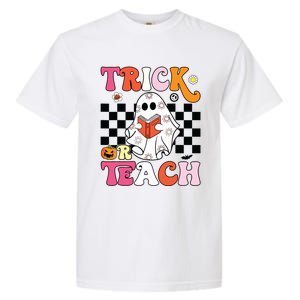 Trick Or Teach Groovy Halloween Retro Floral Ghost Teacher Garment-Dyed Heavyweight T-Shirt