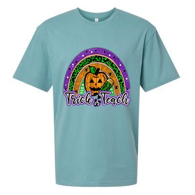 Trick Or Teach Funny Teacher Halloween Rainbow Pumpkin Sueded Cloud Jersey T-Shirt
