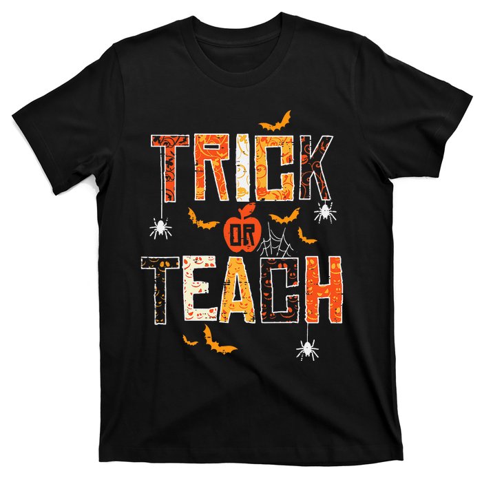 Trick Or Teach Retro Halloween Teacher Women Costume T-Shirt